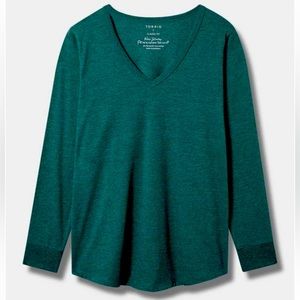 Long sleeve Super Soft V-Neck Emerald Tee